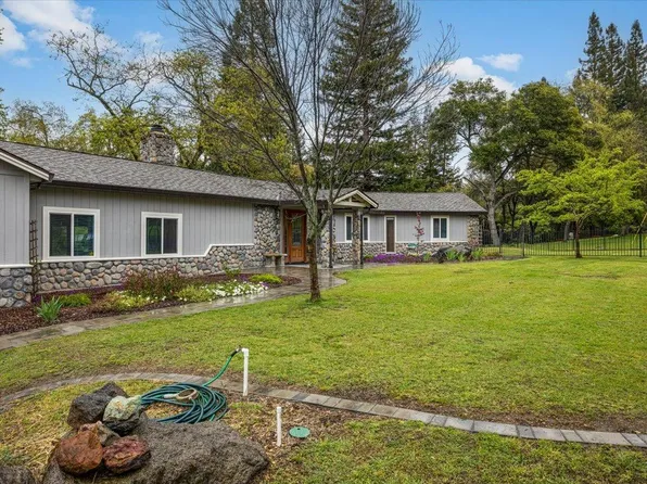 9541 Horseshoe Bar Rd, Loomis, CA 95650