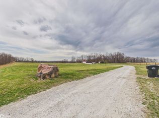 902 N Merino Ave, Eddyville, IA
