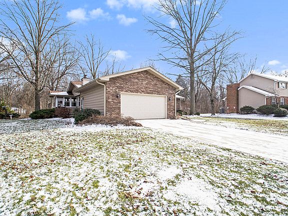 2nd image of 702 Brandonbury Dr