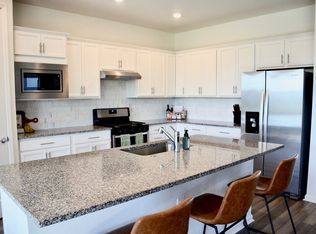 1976 Yellowfin Cir, Naples, FL 34114