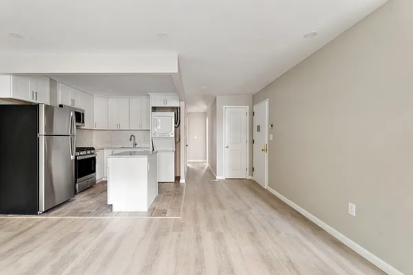 Rented by Compass | media 34