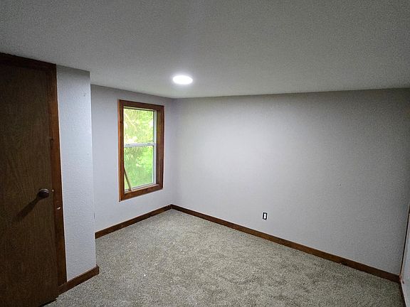 5th image of 128 Freeman Rd