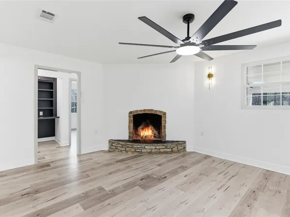 (undisclosed Address), Austin, TX 78753