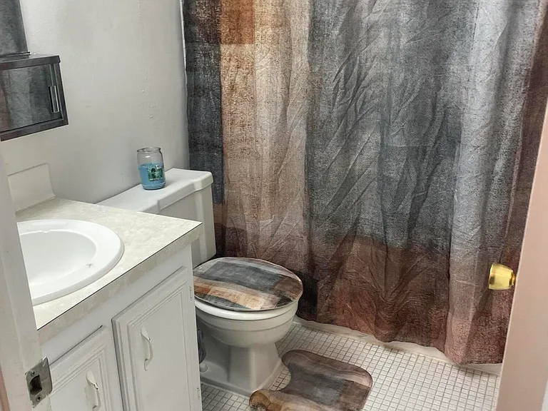 624 Snug Harbor Dr #B7 — Photo 10