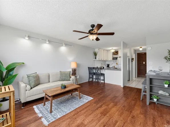 350 Aoloa St APT C224, Kailua, HI 96734