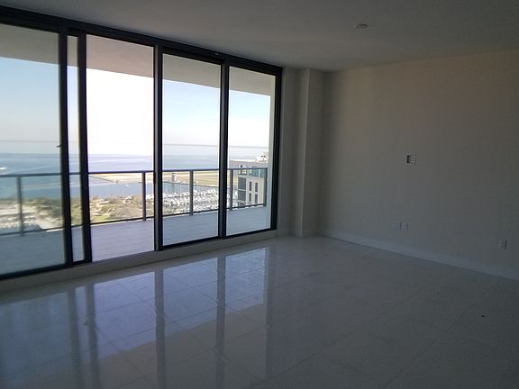 4th image of 100 1st Ave N Unit 2903