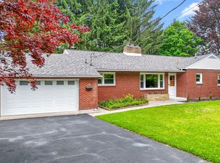 135 N Meadowbrook Ln, Vestal, NY 13850