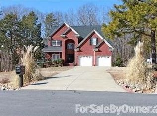 228 Pheasant Way, Fountain Inn, SC 29644