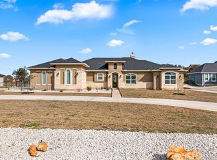 1225 Paladin Trl, Spring Branch, TX 78070