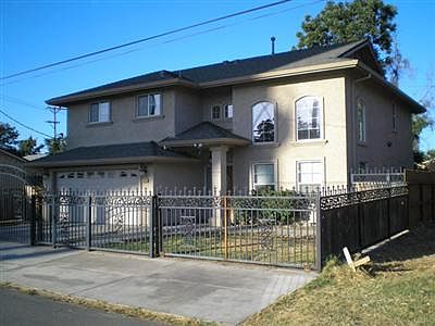 1st image of 620 S Wilke Ave