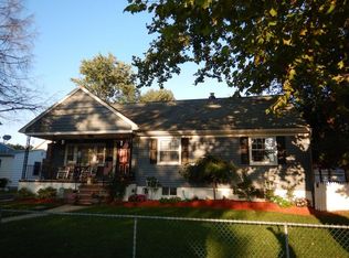 243 River Rd, New Milford, NJ 07646