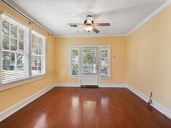 4th image of 5555 Rosemary Pl #5555