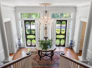 18 High St, Wiscasset, ME 04578