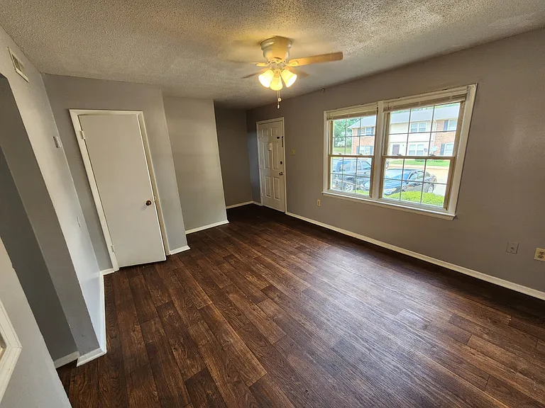 6526 White Horse Rd #4C — Photo 33