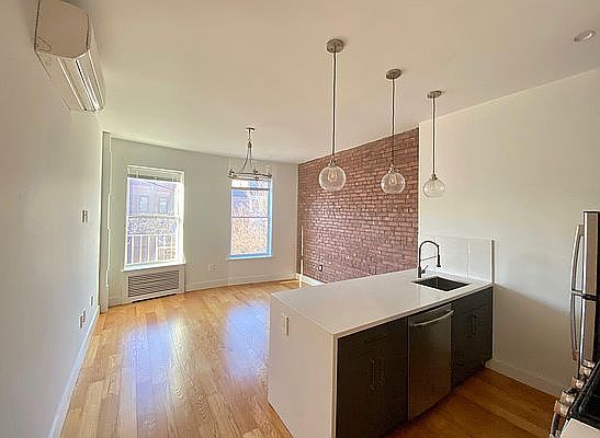 1st image of 211 8th Ave APT 3C