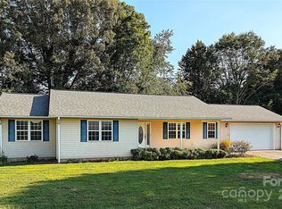 395 Spring Dr, Mars Hill, NC 28754