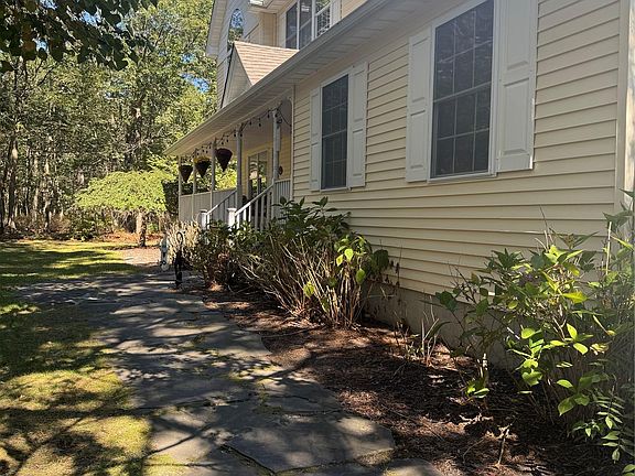 4th image of 43 N Cozine Road