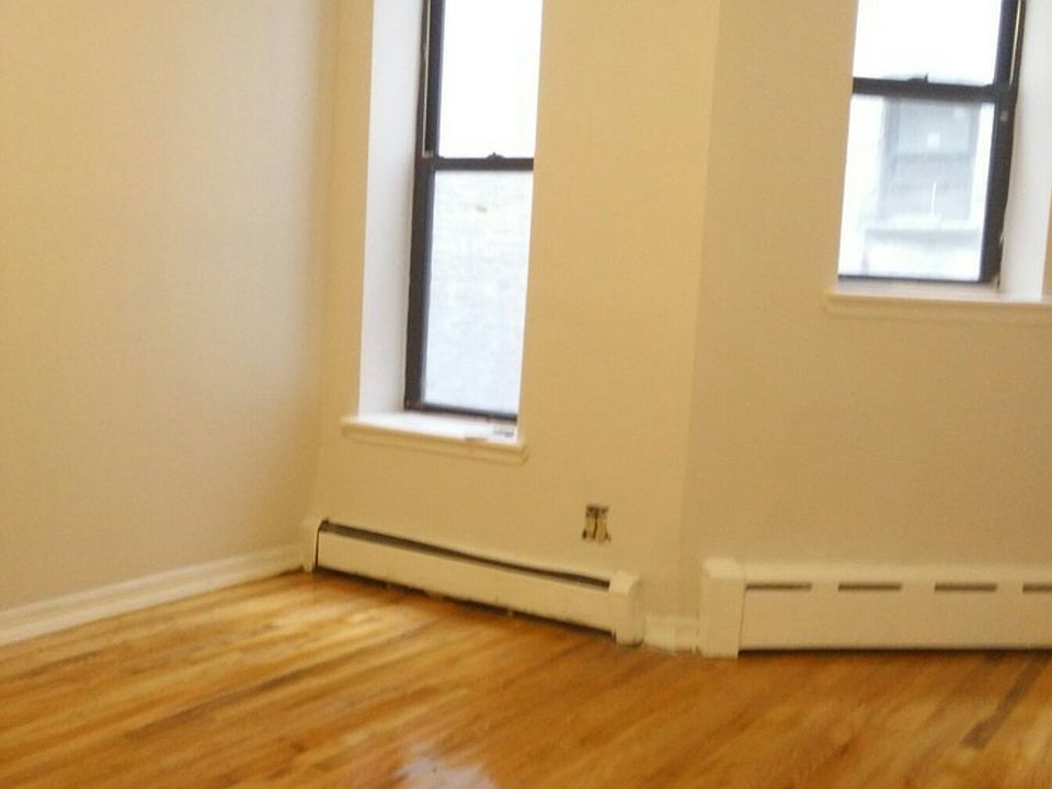 1st image of 784 Saint Johns Pl APT 04L