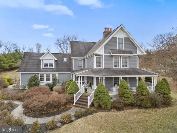 288 Clump Rd, Green Lane, PA 18054