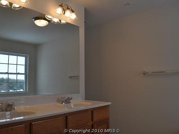 2nd image of 6 Zachman Ct