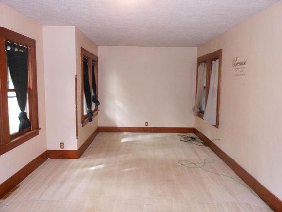 5th image of 412 S Kimmel St