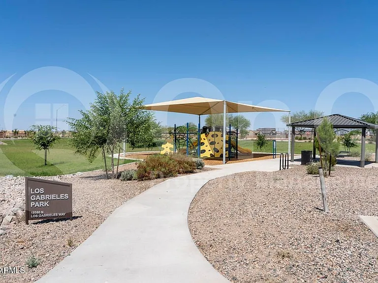 35916 W Catalonia Dr — Photo 27