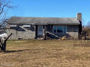 1775 Mansion Rd, Milton, PA 17847