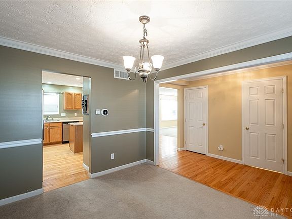 3rd image of 2535 Harmony Dr