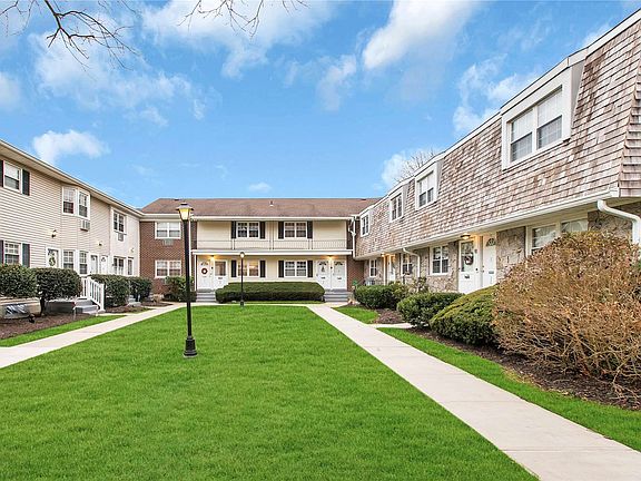 2nd image of 2407 Wilshire Ln #2407