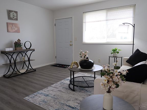 4th image of 10220 Windswept Ln