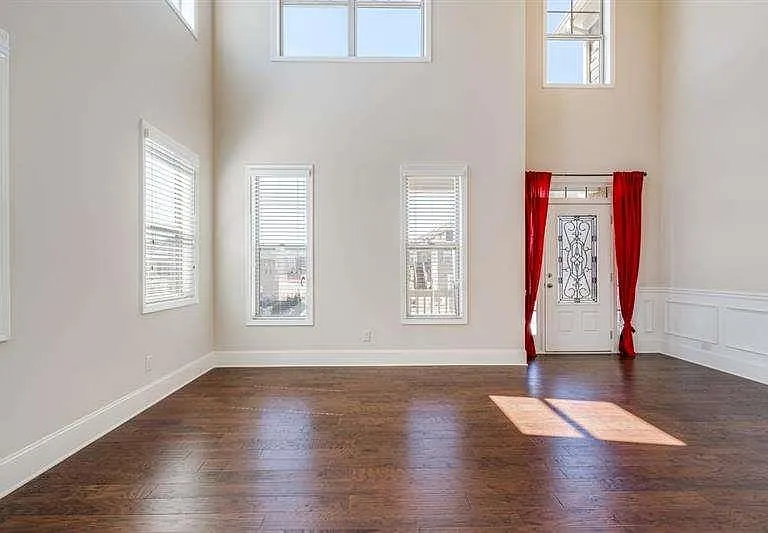 4215 Miramount Overlook — Photo 5