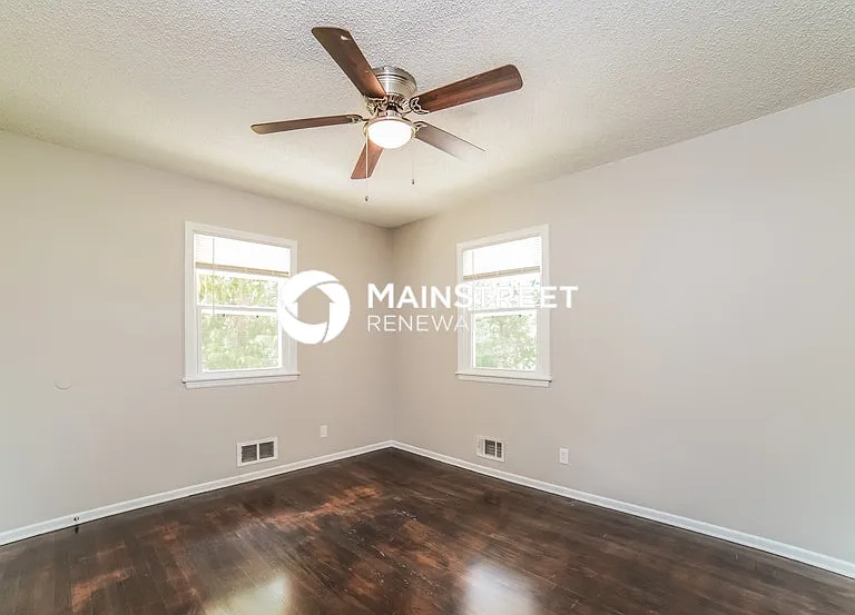 913 SW 14th Street Ter — Photo 10