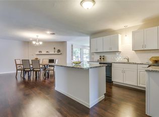 7812 Chantilly Ln, Fort Worth, TX 76134