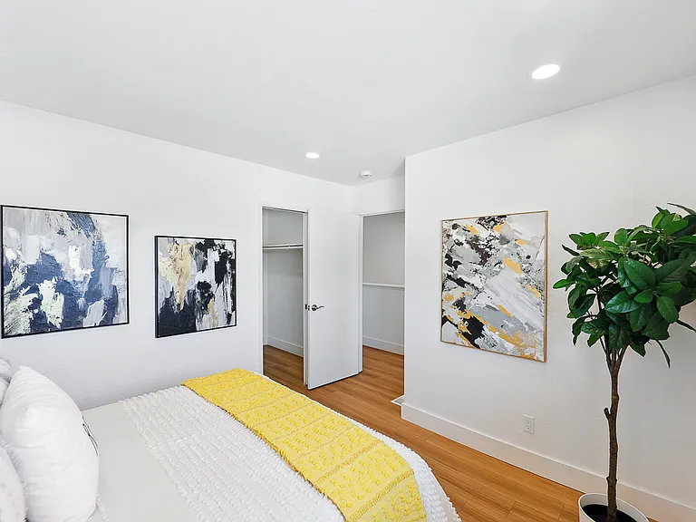 656 Ash Ct — Photo 16