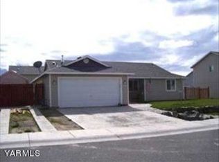 510 Horizon Ave, Moxee, WA 98936