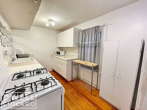 2nd image of 1809 W Wabansia Ave #G