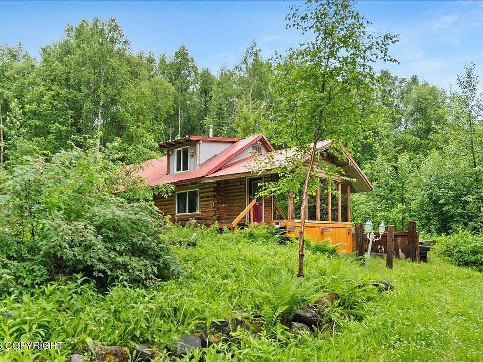 1st image of 26048 W Clover Dr