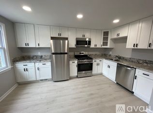 1324 Powell Rd, Brookhaven, PA 19015