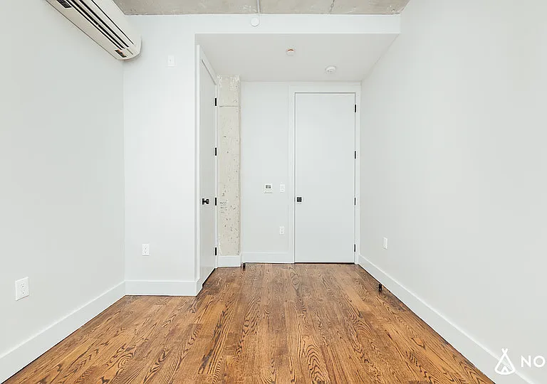 31-19 37th Ave #3G — Photo 6