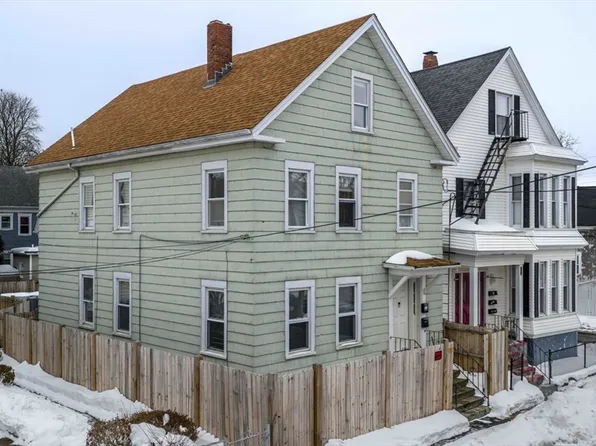 92 Rockland St, New Bedford, MA 02740