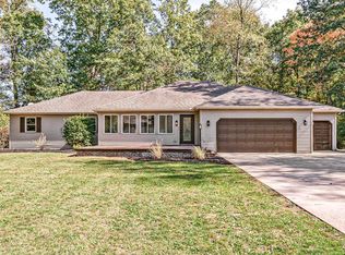 51302 Courtyard Ln, Elkhart, IN 46514