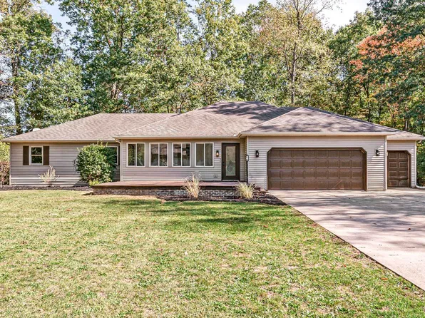 51302 Courtyard Ln, Elkhart, IN 46514