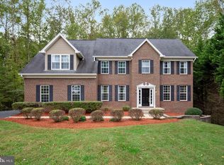 1300 Duchess Ln, Huntingtown, MD 20639