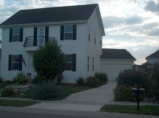1229 Crescent Dr, Windsor, CO 80550