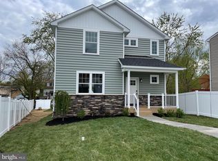 614 Magnolia Ave, Croydon, PA 19021