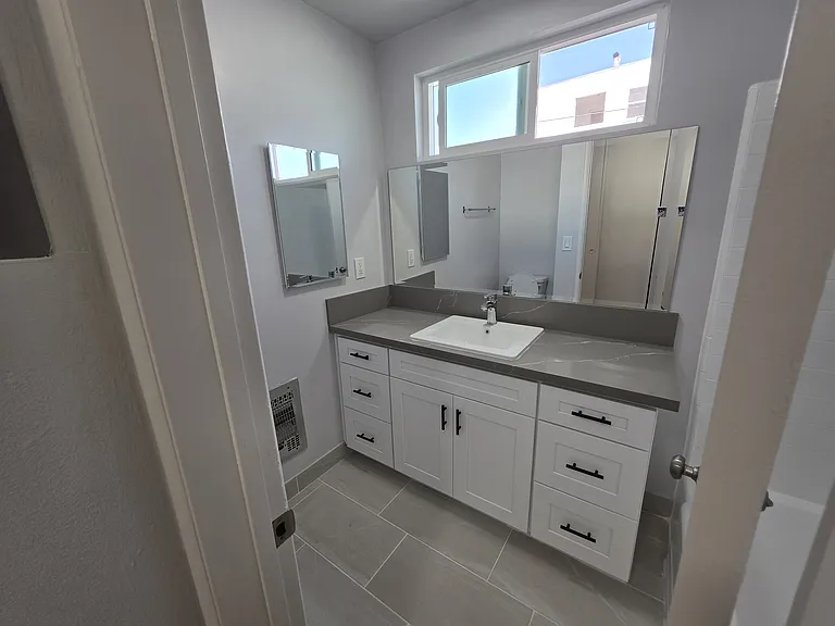 1732 N Harvard Blvd #108 — Photo 18