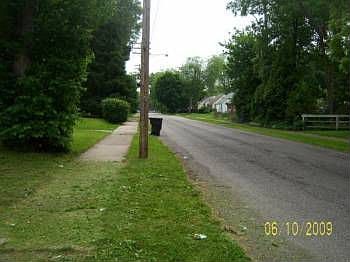 2nd image of 24324 Frisbee St