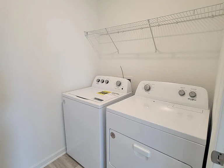 22349 Aleutian Ave — Photo 5
