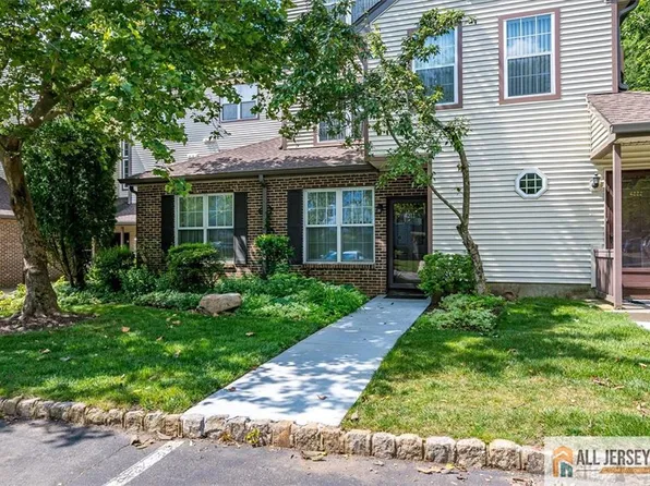 4211 Bayberry Ct, Monmouth Junction, NJ 08852