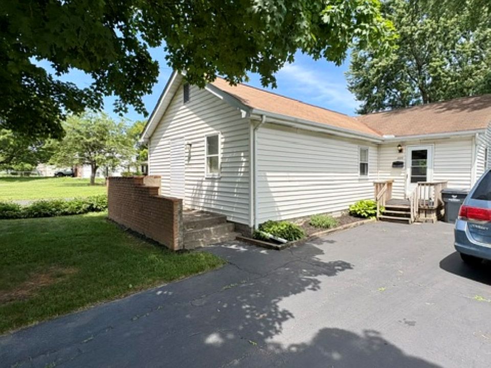 1st image of 526 Collingwood Ave